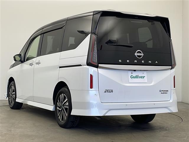 セレナ ｅ－４ＯＲＣＥ　ハイウェイスターＶ　純正メーカーナビ　プロパイロット　ＥＴＣ　両側パワースライドドア　シートヒーター　純正フロントスポイラー　スマートルームミラー　全方位カメラ　ＬＥＤヘッドライト　ステアリングヒーター（33枚目）