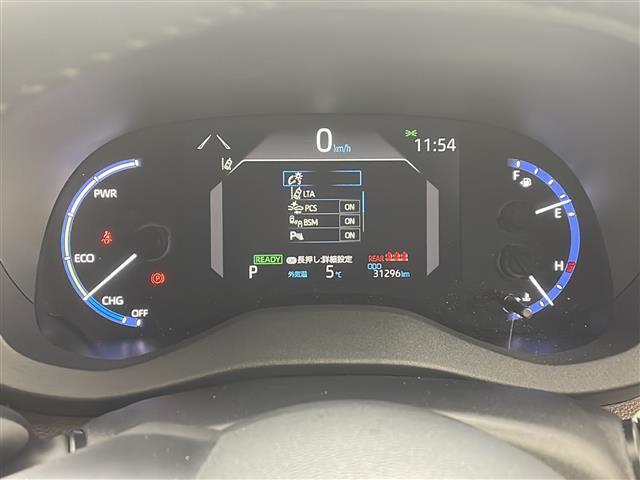 ヤリスクロス ハイブリッドＺ　４ＷＤ　ワンオーナー　純正ナビ　全方位カメラ　バックカメラ　ハーフレザーシート　衝突軽減装置　横滑り防止装置　レーンキープアシスト　レーダークルーズコントロール　コーナーセンサー　ブラインドアシスト（5枚目）