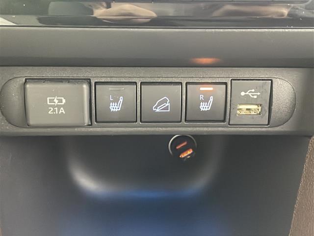 ヤリスクロス ハイブリッドＺ　４ＷＤ　ワンオーナー　純正ナビ　全方位カメラ　バックカメラ　ハーフレザーシート　衝突軽減装置　横滑り防止装置　レーンキープアシスト　レーダークルーズコントロール　コーナーセンサー　ブラインドアシスト（15枚目）