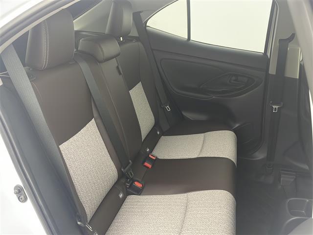 ヤリスクロス ハイブリッドＺ　４ＷＤ　ワンオーナー　純正ナビ　全方位カメラ　バックカメラ　ハーフレザーシート　衝突軽減装置　横滑り防止装置　レーンキープアシスト　レーダークルーズコントロール　コーナーセンサー　ブラインドアシスト（23枚目）