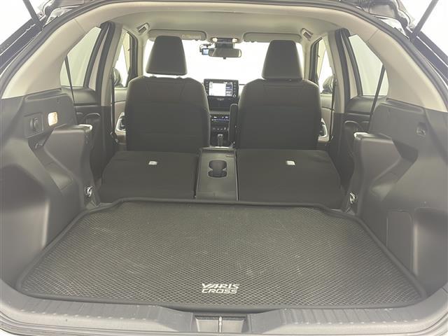 ヤリスクロス ハイブリッドＺ　４ＷＤ　ワンオーナー　純正ナビ　全方位カメラ　バックカメラ　ハーフレザーシート　衝突軽減装置　横滑り防止装置　レーンキープアシスト　レーダークルーズコントロール　コーナーセンサー　ブラインドアシスト（26枚目）