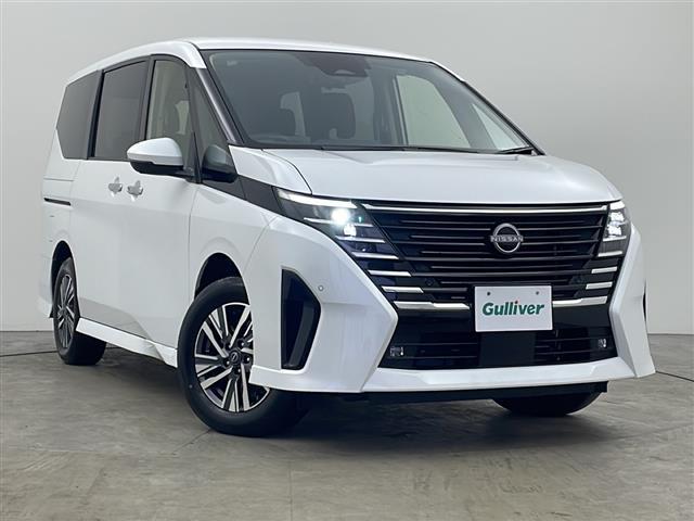 セレナ ｅ－４ＯＲＣＥ　ハイウェイスターＶ　ナビ　プロパイロット　アラウンドビューモニター　インテリジェントルームミラー　両側パワースライドドア　ステアリングヒーター　前席シートヒーター　置くだけ充電　ＬＥＤヘッドライト　ＥＴＣ２．０　フルセグ（32枚目）