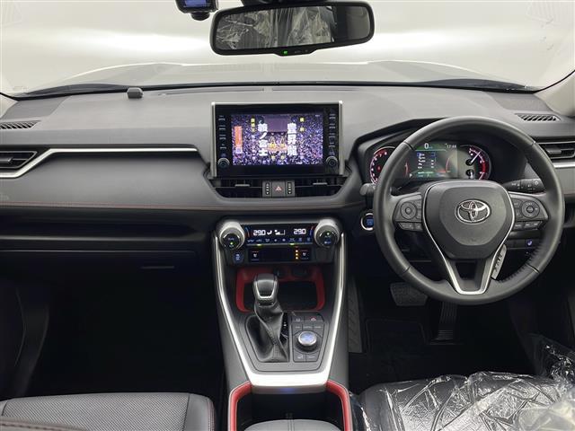 RAV4 アドベンチャー オフロードパッケージ 4WD ワンオーナー 純正ナビ 全方位カメラ バックカメラ ハーフレザーシート 衝突軽減装置 横滑り防止装置 レーダークルーズコントロール コーナーセンサー レーンキープアシスト ダウンヒルアシスト(2枚目)