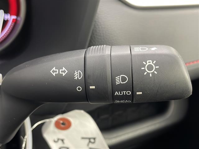 RAV4 アドベンチャー オフロードパッケージ 4WD ワンオーナー 純正ナビ 全方位カメラ バックカメラ ハーフレザーシート 衝突軽減装置 横滑り防止装置 レーダークルーズコントロール コーナーセンサー レーンキープアシスト ダウンヒルアシスト(12枚目)