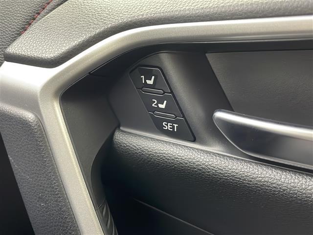 RAV4 アドベンチャー オフロードパッケージ 4WD ワンオーナー 純正ナビ 全方位カメラ バックカメラ ハーフレザーシート 衝突軽減装置 横滑り防止装置 レーダークルーズコントロール コーナーセンサー レーンキープアシスト ダウンヒルアシスト(16枚目)