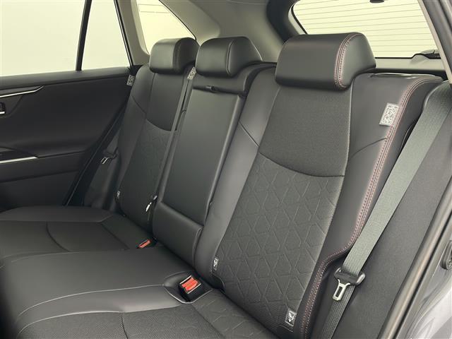 RAV4 アドベンチャー オフロードパッケージ 4WD ワンオーナー 純正ナビ 全方位カメラ バックカメラ ハーフレザーシート 衝突軽減装置 横滑り防止装置 レーダークルーズコントロール コーナーセンサー レーンキープアシスト ダウンヒルアシスト(22枚目)