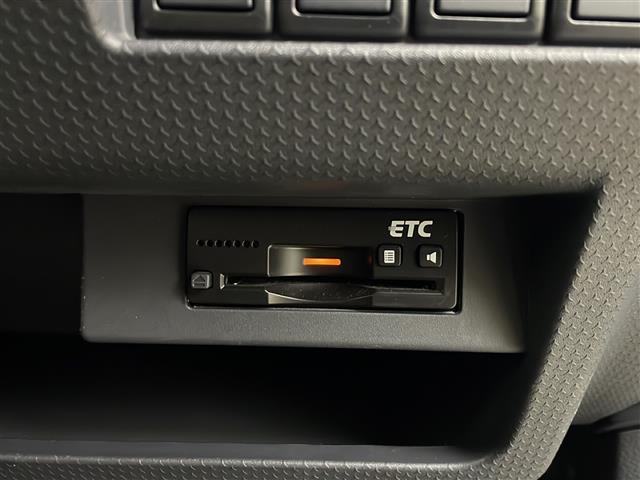 ハスラー タフワイルド　４ＷＤ　社外ナビ　　全方位カメラ　バックカメラ　ハーフレザーシート　衝突軽減装置　レーンキープアシスト　コーナーセンサー　横滑り防止装置　ダウンヒルアシスト　アイドリングストップ　ビルトインＥＴＣ（17枚目）