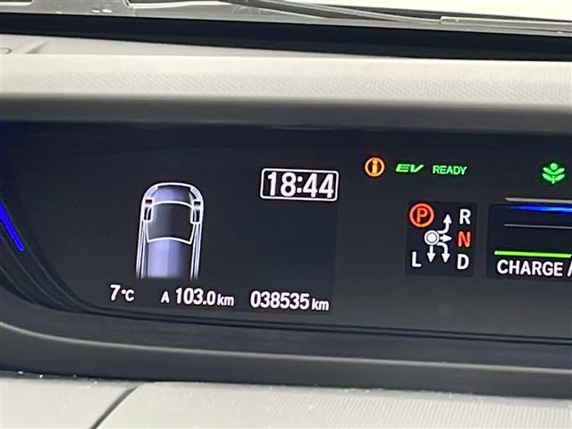 フリードハイブリッド ハイブリッド・クロスターホンダセンシング　４ＷＤ　社外ＳＤナビ　Ｂｌｕｅｔｏｏｔｈ　ＣＤ　ＤＶＤ　フルセグ　バックカメラ　ビルトインＥＴＣ　クルーズコントロール　車線逸脱警報　後方コーナーセンサー　両側パワースライドドア　純正ＡＷ　サンシェー（5枚目）