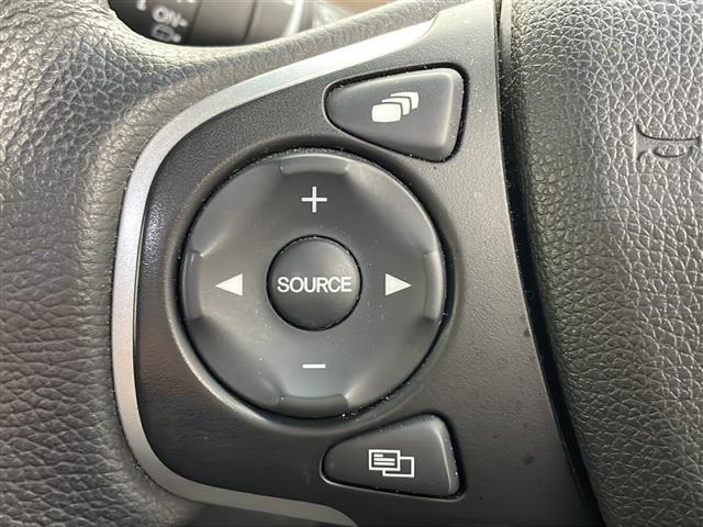 フリードハイブリッド ハイブリッド・クロスターホンダセンシング　４ＷＤ　社外ＳＤナビ　Ｂｌｕｅｔｏｏｔｈ　ＣＤ　ＤＶＤ　フルセグ　バックカメラ　ビルトインＥＴＣ　クルーズコントロール　車線逸脱警報　後方コーナーセンサー　両側パワースライドドア　純正ＡＷ　サンシェー（13枚目）