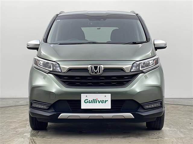フリードハイブリッド ハイブリッド・クロスターホンダセンシング　４ＷＤ　社外ＳＤナビ　Ｂｌｕｅｔｏｏｔｈ　ＣＤ　ＤＶＤ　フルセグ　バックカメラ　ビルトインＥＴＣ　クルーズコントロール　車線逸脱警報　後方コーナーセンサー　両側パワースライドドア　純正ＡＷ　サンシェー（30枚目）