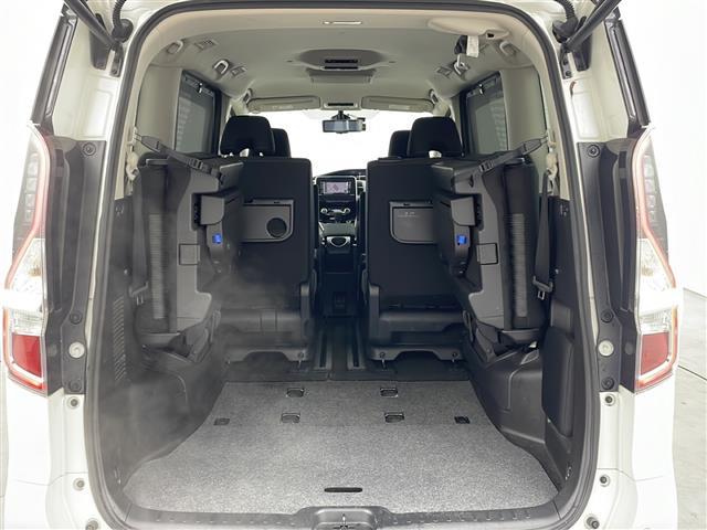 セレナ ハイウェイスターＶ　４ＷＤ　純正ナビ　Ｂｌｕｅｔｏｏｔｈ　ＣＤ　ＤＶＤ　　全方位カメラ　ステアリングヒーター　クルーズコントロール　アイドリングストップ　衝突被害軽減システム　両側パワースライドドア　純正ＡＷ　サンシェー（29枚目）