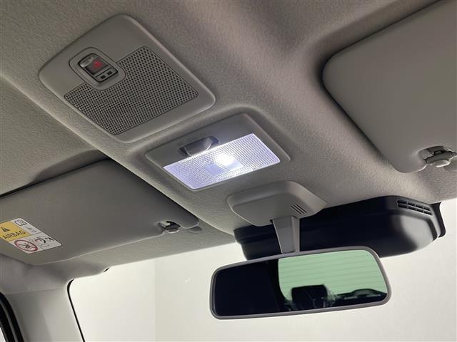 ハスラー タフワイルドターボ　４ＷＤ　純正ナビ　Ｂｌｕｅｔｏｏｔｈ　ＣＤ　フルセグ　全方位カメラ　クルーズコントロール　クリアランスソナー　車線逸脱警報　パドルシフト　アイドリングストップ　前席シートヒーター　純正ＡＷ（12枚目）