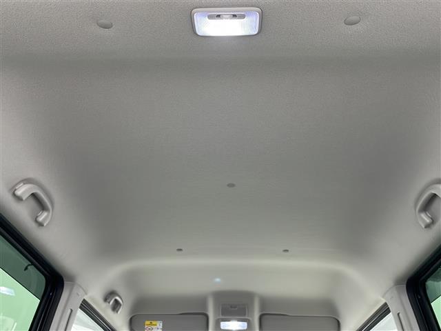 ハスラー タフワイルドターボ　４ＷＤ　純正ナビ　Ｂｌｕｅｔｏｏｔｈ　ＣＤ　フルセグ　全方位カメラ　クルーズコントロール　クリアランスソナー　車線逸脱警報　パドルシフト　アイドリングストップ　前席シートヒーター　純正ＡＷ（28枚目）