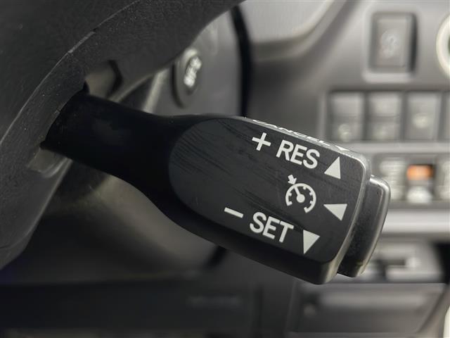 ヴォクシー ＺＳ　煌ＩＩ　純正ナビ　両側パワースライドドア　フリップダウンモニター　バックカメラ　寒冷地仕様　モデリスタエアロ　プリクラッシュセーフティ　クルーズコントロール　ワイパーデアイサー　オートハイビーム　ＬＥＤライト（9枚目）