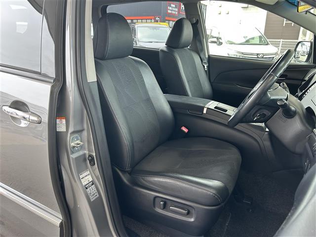 エスティマハイブリッド アエラス プレミアムエディション 純正ナビ フリップダウンモニター ETC 横滑り防止装置 両側パワースライドドア スマートキー 純正AW 横滑り防止装置 コーナーセンサー バックカメラ プッシュスタート 電格ミラー(19枚目)