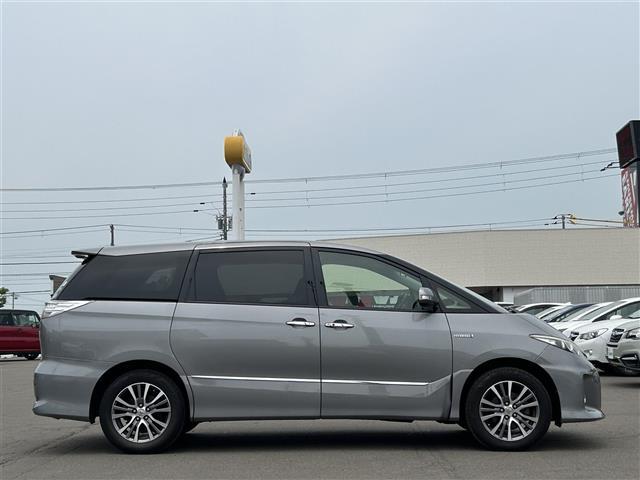 エスティマハイブリッド アエラス プレミアムエディション 純正ナビ フリップダウンモニター ETC 横滑り防止装置 両側パワースライドドア スマートキー 純正AW 横滑り防止装置 コーナーセンサー バックカメラ プッシュスタート 電格ミラー(37枚目)