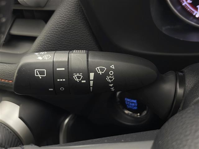 ＲＡＶ４ アドベンチャー　ワンオーナー　純正９インチナビ　フルセグＴＶバックカメラ　デジタルインナーミラー　パワーシート　プッシュスタート　スマートキー　クルーズコントロール　ステアリングヒーター　前方ドライブレコーダー（9枚目）