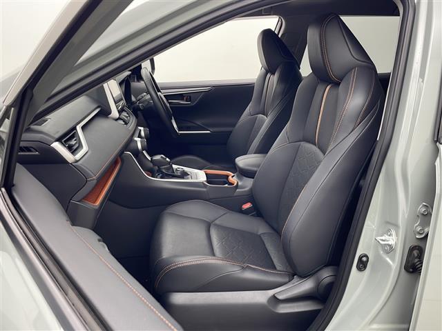 ＲＡＶ４ アドベンチャー　ワンオーナー　純正９インチナビ　フルセグＴＶバックカメラ　デジタルインナーミラー　パワーシート　プッシュスタート　スマートキー　クルーズコントロール　ステアリングヒーター　前方ドライブレコーダー（21枚目）