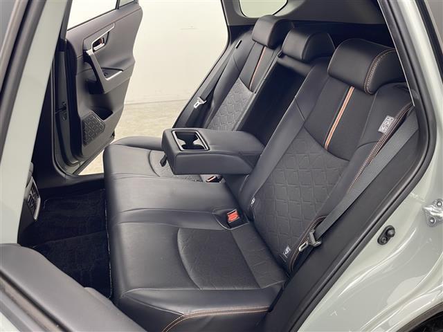 ＲＡＶ４ アドベンチャー　ワンオーナー　純正９インチナビ　フルセグＴＶバックカメラ　デジタルインナーミラー　パワーシート　プッシュスタート　スマートキー　クルーズコントロール　ステアリングヒーター　前方ドライブレコーダー（22枚目）