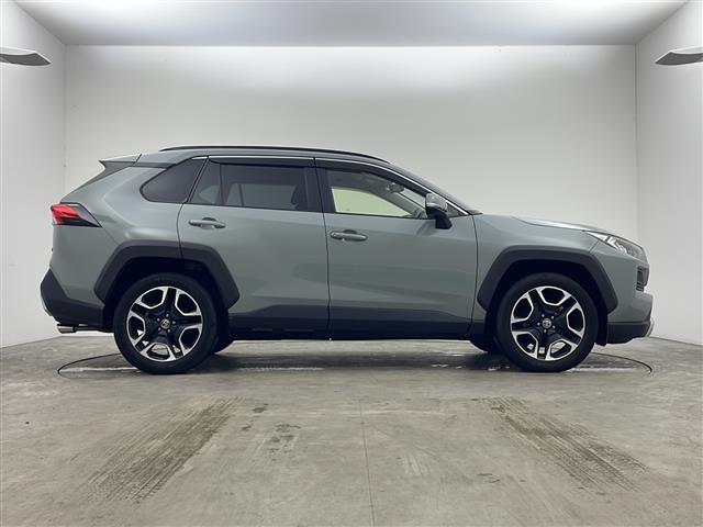 ＲＡＶ４ アドベンチャー　ワンオーナー　純正９インチナビ　フルセグＴＶバックカメラ　デジタルインナーミラー　パワーシート　プッシュスタート　スマートキー　クルーズコントロール　ステアリングヒーター　前方ドライブレコーダー（28枚目）