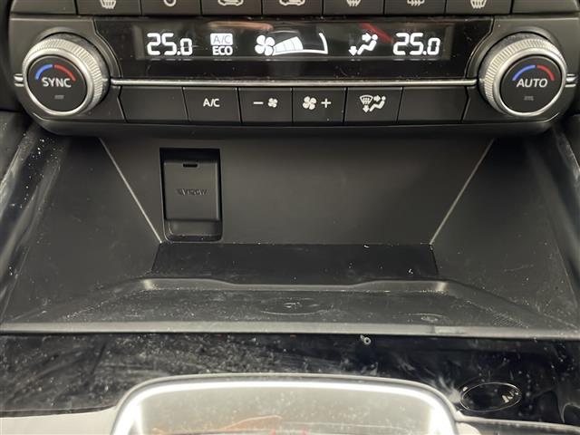 CX-5 XD ブラックトーンエディション 純正ナビ フルセグTV 全方位カメラ ETC 自動パーキングブレーキ 前後ドライブレコーダー USBポート 運転席パワーシート オートライト ワイヤレス充電 オートホールド クリアランスソナー(17枚目)