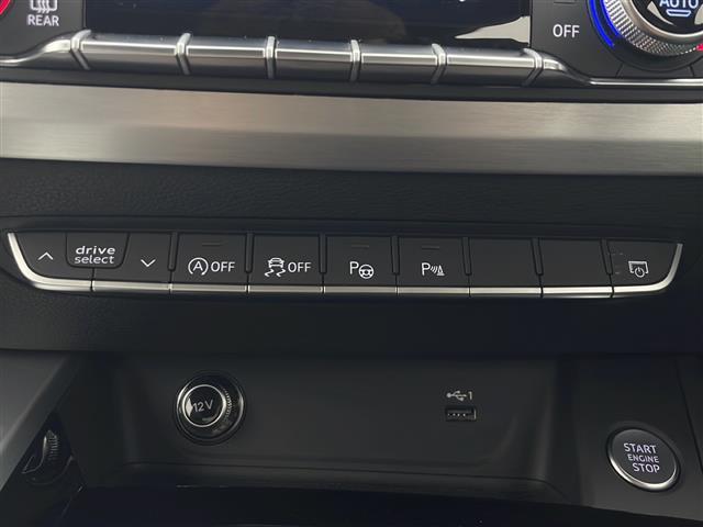 Ａ４アバント ４０ＴＤＩクワトロ　Ｓライン　４ＷＤ　純正ナビ　フルセグＴＶ　全方位カメラ　アダプティブクルーズコントロール　パドルシフト　パワーバックドア　ハーフレザーシート　パワーシート　ヒートシーター　ドライブレコーダー　ＥＴＣ２．０（16枚目）