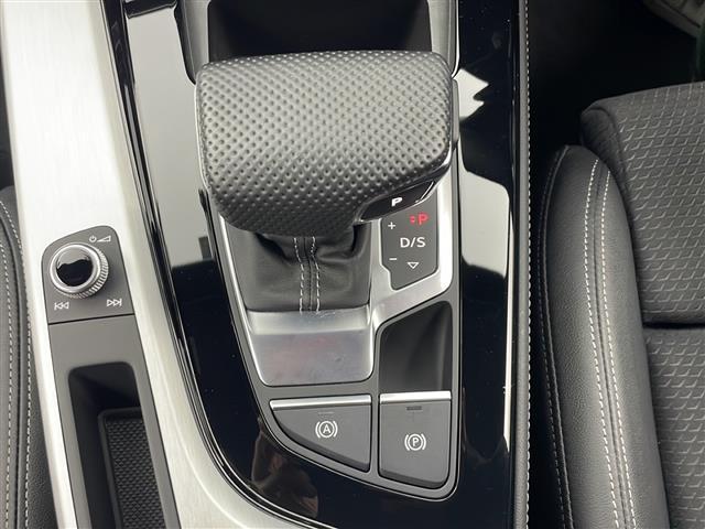 Ａ４アバント ４０ＴＤＩクワトロ　Ｓライン　４ＷＤ　純正ナビ　フルセグＴＶ　全方位カメラ　アダプティブクルーズコントロール　パドルシフト　パワーバックドア　ハーフレザーシート　パワーシート　ヒートシーター　ドライブレコーダー　ＥＴＣ２．０（18枚目）
