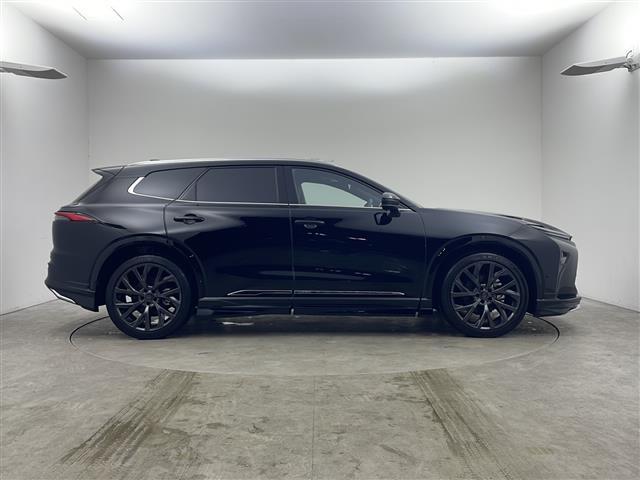 クラウンエステート Ｚ　純正ナビ　ガラスルーフ　全方位カメラ　衝突軽減ブレーキ　レーダークルコン　パドルシフト　ＨＵＤ　ＢＳＭ　置くだけ充電　ＬＥＤライト　前席エアーシート　パワーバックドア　デジタルミラー　電動シート（36枚目）