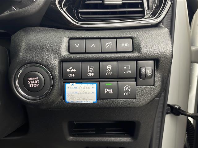 フロンクス ベースグレード　４ＷＤ　純正ナビ　全方位カメラ　アダプティブクルーズコントロール　ハーフレザーシート　シートヒーター　ワイヤレス充電　ヘッドアップディスプレイ　ヒルディセントコントロール　パドルシフト　ＡＷ付冬タイヤ（13枚目）