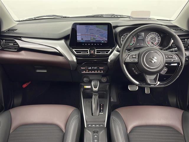 フロンクス ベースグレード　４ＷＤ　純正ナビ　全方位カメラ　アダプティブクルーズコントロール　ハーフレザーシート　シートヒーター　ワイヤレス充電　ヘッドアップディスプレイ　ヒルディセントコントロール　パドルシフト　ＡＷ付冬タイヤ（42枚目）