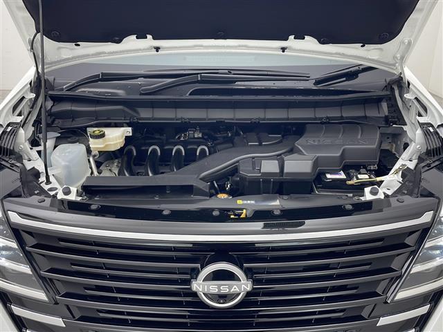 セレナ ハイウェイスターＶ　４ＷＤ　純正メモリナビ　Ｂｌｕｅｔｏｏｔｈ　フルセグ　ビルトインＥＴＣ　クルーズコントロール　全方位カメラ　前後ドライブレコーダー　前後コーナーセンサー　前席シートヒーター　後席シートヒーター（40枚目）