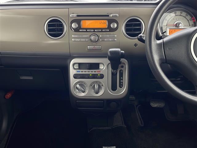 アルトラパン Ｘ　☆４ＷＤＡＢＳ　盗難防止装置　Ｄ席シートヒーター　電動格納ミラー　ウィンカーミラー　純正オーディオ　ヘッドライトレベライザー　純正アルミホイール　純正フロアマット　サイドバイザー（9枚目）