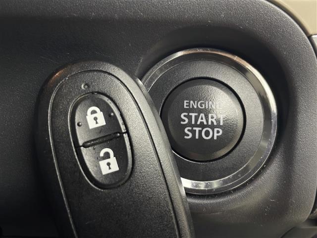 アルトラパン Ｘ　☆４ＷＤＡＢＳ　盗難防止装置　Ｄ席シートヒーター　電動格納ミラー　ウィンカーミラー　純正オーディオ　ヘッドライトレベライザー　純正アルミホイール　純正フロアマット　サイドバイザー（21枚目）