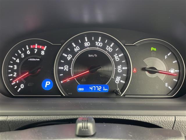 ヴォクシー ＺＳ　煌ＩＩＩ　４ＷＤ　トヨタセーフティセンス　純正ナビ　フルセグ　バックカメラ　両側パワースライドドア　ハーフレザー　クルーズコントロール　ＬＥＤオートライト　前後クリアランスソナー　スマートキー　ＥＴＣ　ドラレコ（7枚目）