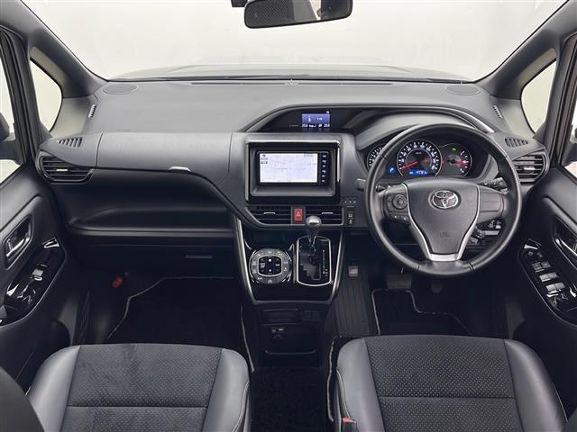 ヴォクシー ＺＳ　煌ＩＩＩ　４ＷＤ　トヨタセーフティセンス　純正ナビ　フルセグ　バックカメラ　両側パワースライドドア　ハーフレザー　クルーズコントロール　ＬＥＤオートライト　前後クリアランスソナー　スマートキー　ＥＴＣ　ドラレコ（42枚目）