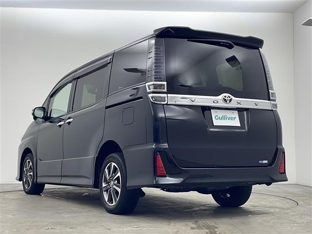 ヴォクシー ＺＳ　煌ＩＩＩ　４ＷＤ　トヨタセーフティセンス　純正ナビ　フルセグ　バックカメラ　両側パワースライドドア　ハーフレザー　クルーズコントロール　ＬＥＤオートライト　前後クリアランスソナー　スマートキー　ＥＴＣ　ドラレコ（43枚目）