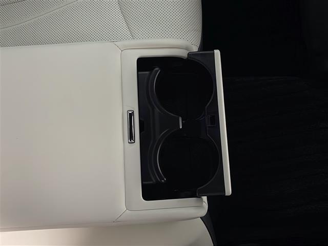 クラウンハイブリッド ＲＳアドバンス　Ｆｏｕｒ　４ＷＤ　サンルーフ　白革シート　純正ナビ　フルセグＴＶ　バックカメラ　純正ドライブレコーダー　ビルトインＥＴＣ　ＵＳＢポート　電動パーキングブレーキ　オートブレーキホールド　トヨタセーフティセンス（21枚目）