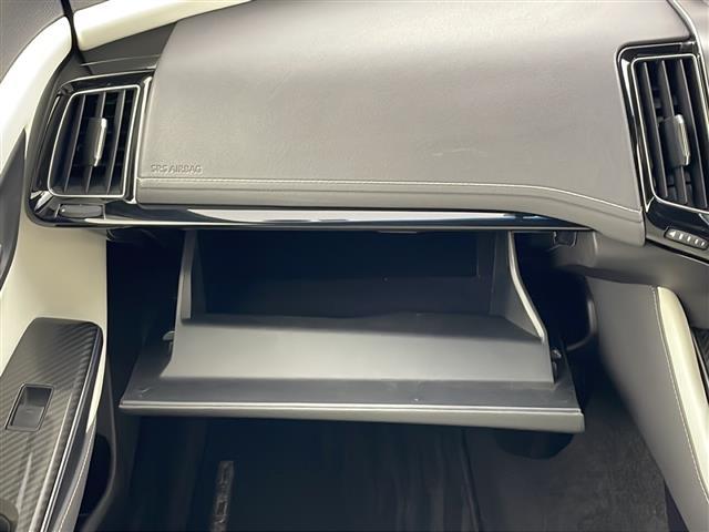 クラウンハイブリッド ＲＳアドバンス　Ｆｏｕｒ　４ＷＤ　サンルーフ　白革シート　純正ナビ　フルセグＴＶ　バックカメラ　純正ドライブレコーダー　ビルトインＥＴＣ　ＵＳＢポート　電動パーキングブレーキ　オートブレーキホールド　トヨタセーフティセンス（25枚目）