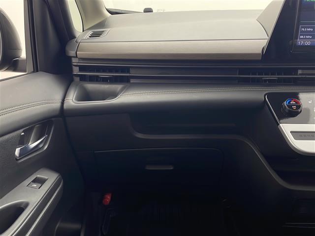 セレナ ハイウェイスターV 4WD Bluetooth AM FM ビルトインETC 前席シートヒーター 後席シートヒーター ステアリングヒーター パドルシフト 両側パワースライドドア 純正AW 前後コーナーセンサー サンシェー(22枚目)