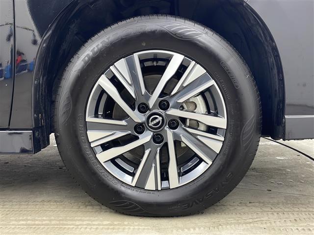 セレナ ハイウェイスターV 4WD Bluetooth AM FM ビルトインETC 前席シートヒーター 後席シートヒーター ステアリングヒーター パドルシフト 両側パワースライドドア 純正AW 前後コーナーセンサー サンシェー(31枚目)