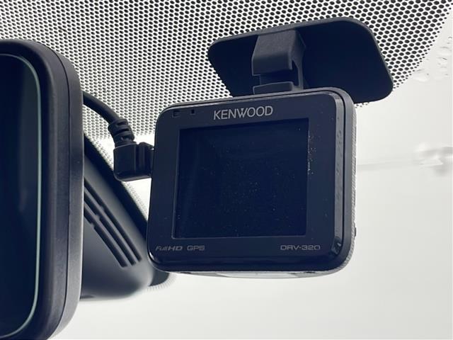 セレナ ハイウェイスターV 社外ナビ フルセグTV アラウンドビューモニター デジタルインナーミラー ドライブレコーダー 両側パワースライドドア プロパイロット エマブレ ブラインドスポットモニター ETC LEDライト フォグ(15枚目)