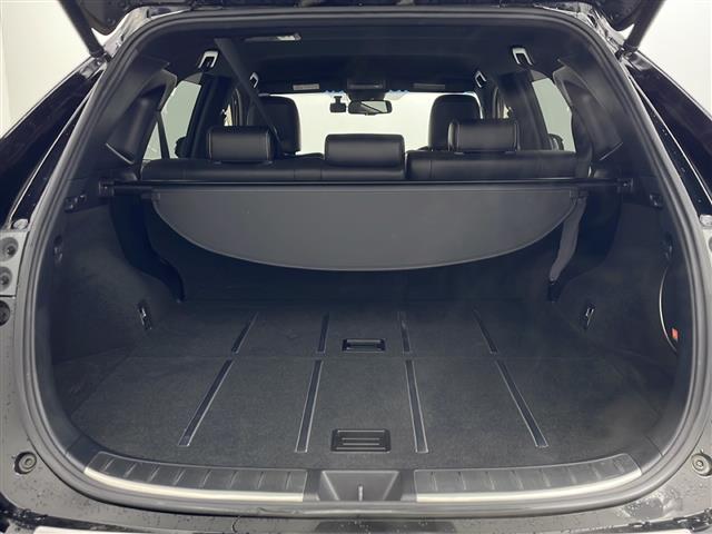 ハリアー プレミアム　アドバンスドパッケージ　ＪＢＬプレミアムサウンド　純正ＳＤナビ　フルセグ　パノラミックビューモニター　パワーバックドア　レーダークルーズコントロール　レーンキープ　オートマチックハイビーム　ＬＥＤオートライト　ウッドコンビ（26枚目）