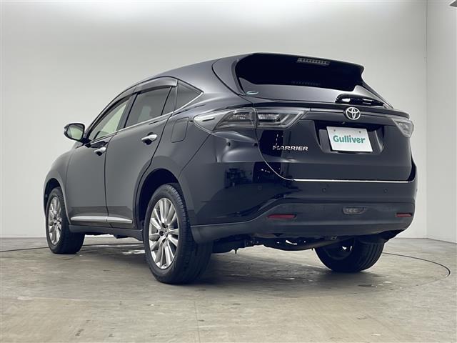 ハリアー プレミアム　アドバンスドパッケージ　ＪＢＬプレミアムサウンド　純正ＳＤナビ　フルセグ　パノラミックビューモニター　パワーバックドア　レーダークルーズコントロール　レーンキープ　オートマチックハイビーム　ＬＥＤオートライト　ウッドコンビ（43枚目）