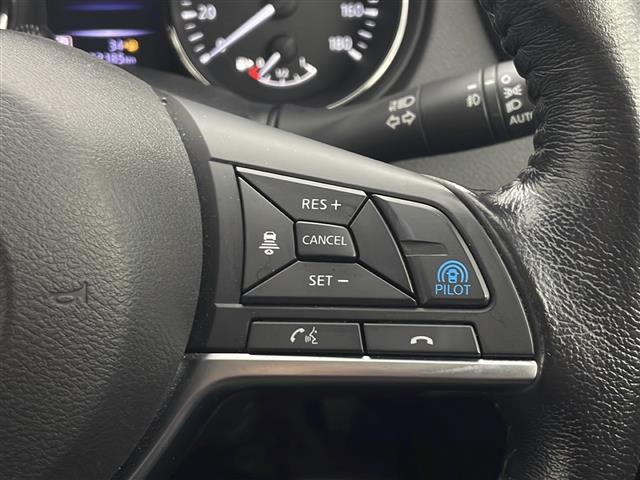 エクストレイル ２０Ｘｉ　純正ナビ　フルセグＴＶ　アラウンドビューカメラ　プロパイロット　パワーバックドア　衝突軽減防止ブレーキ　横滑り防止装置　前方ドラレコ　ビルトインＥＴＣ　ＬＥＤヘッドライト　オービスレーダー　フォグ（3枚目）