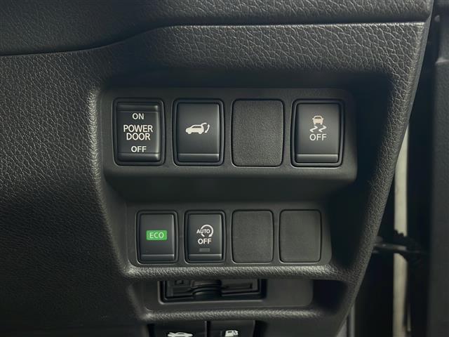 エクストレイル ２０Ｘｉ　純正ナビ　フルセグＴＶ　アラウンドビューカメラ　プロパイロット　パワーバックドア　衝突軽減防止ブレーキ　横滑り防止装置　前方ドラレコ　ビルトインＥＴＣ　ＬＥＤヘッドライト　オービスレーダー　フォグ（4枚目）