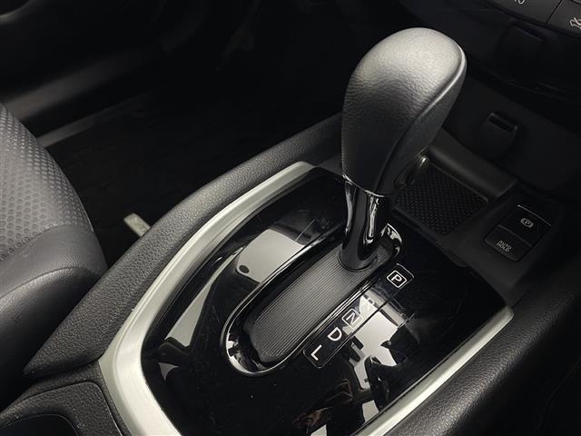 エクストレイル ２０Ｘｉ　純正ナビ　フルセグＴＶ　アラウンドビューカメラ　プロパイロット　パワーバックドア　衝突軽減防止ブレーキ　横滑り防止装置　前方ドラレコ　ビルトインＥＴＣ　ＬＥＤヘッドライト　オービスレーダー　フォグ（15枚目）