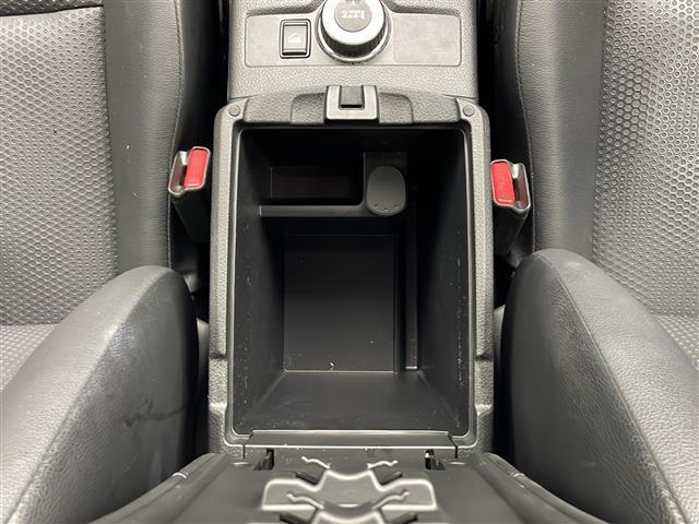 エクストレイル ２０Ｘｉ　純正ナビ　フルセグＴＶ　アラウンドビューカメラ　プロパイロット　パワーバックドア　衝突軽減防止ブレーキ　横滑り防止装置　前方ドラレコ　ビルトインＥＴＣ　ＬＥＤヘッドライト　オービスレーダー　フォグ（19枚目）