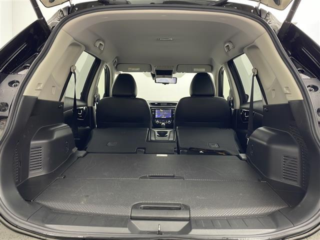 エクストレイル ２０Ｘｉ　純正ナビ　フルセグＴＶ　アラウンドビューカメラ　プロパイロット　パワーバックドア　衝突軽減防止ブレーキ　横滑り防止装置　前方ドラレコ　ビルトインＥＴＣ　ＬＥＤヘッドライト　オービスレーダー　フォグ（28枚目）