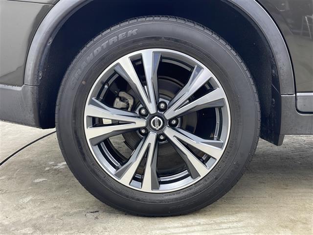 エクストレイル ２０Ｘｉ　純正ナビ　フルセグＴＶ　アラウンドビューカメラ　プロパイロット　パワーバックドア　衝突軽減防止ブレーキ　横滑り防止装置　前方ドラレコ　ビルトインＥＴＣ　ＬＥＤヘッドライト　オービスレーダー　フォグ（30枚目）