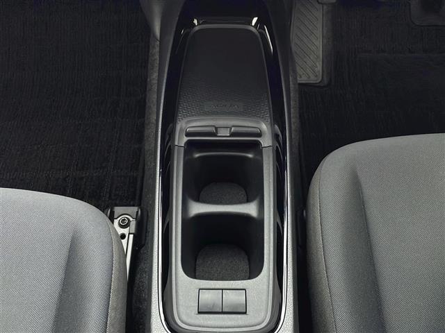 アクア Ｘ　ワンオーナー　フルセグＴＶ　バックカメラ　プッシュスタート　スマートキー　トヨタセーフティンス　寒冷地仕様　フロントワイパーデアイサー　ドアミラーヒーター　ＬＥＤヘッドライト　ウィンカーミラー（16枚目）